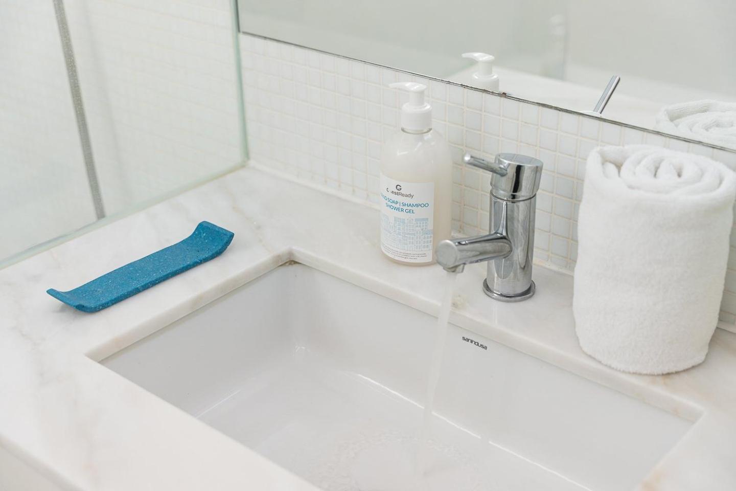 Guestready - Spacious And Modern Apt W/ Skylight Porto Exteriér fotografie